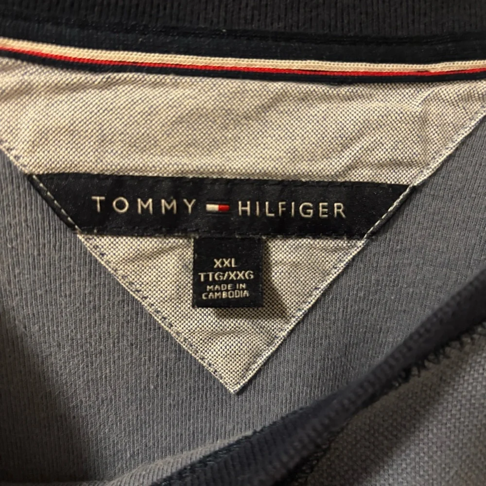 Tommy Hilfiger Men's Crew Neck Pullover Sweatshirt Size 2XL